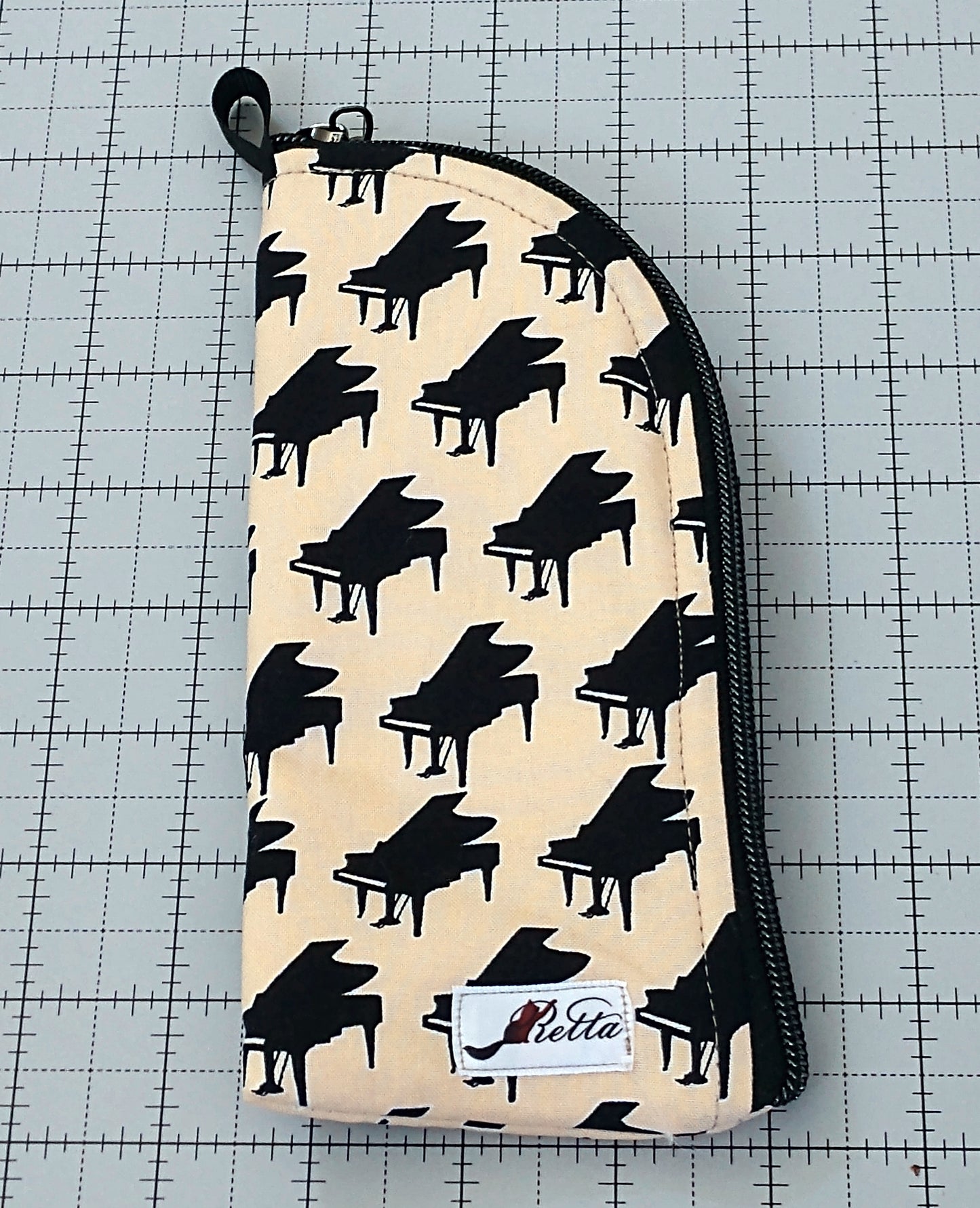 Music Themed Soft Eyeglass Case w/ Side Zipper - Black Grand Pianos on tan