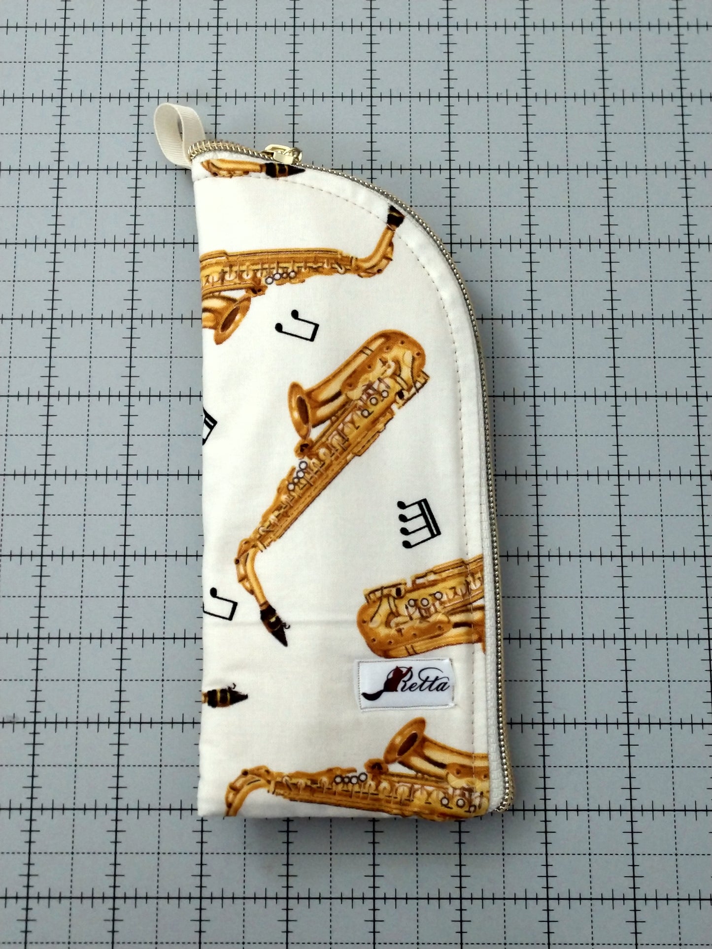 Music Themed Soft Eyeglass Case w/ Side Zipper - Saxophones