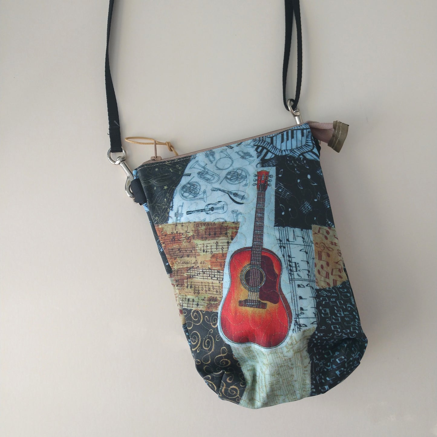 Guitar Travel-Ready Crossbody Bag