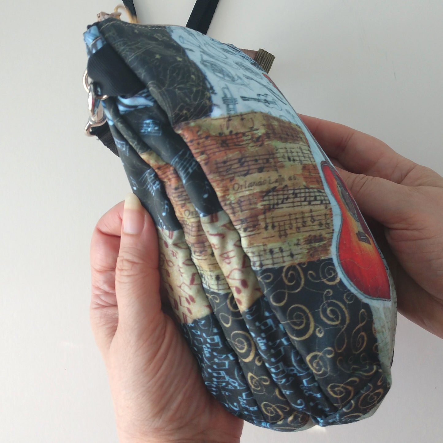 Guitar Travel-Ready Crossbody Bag