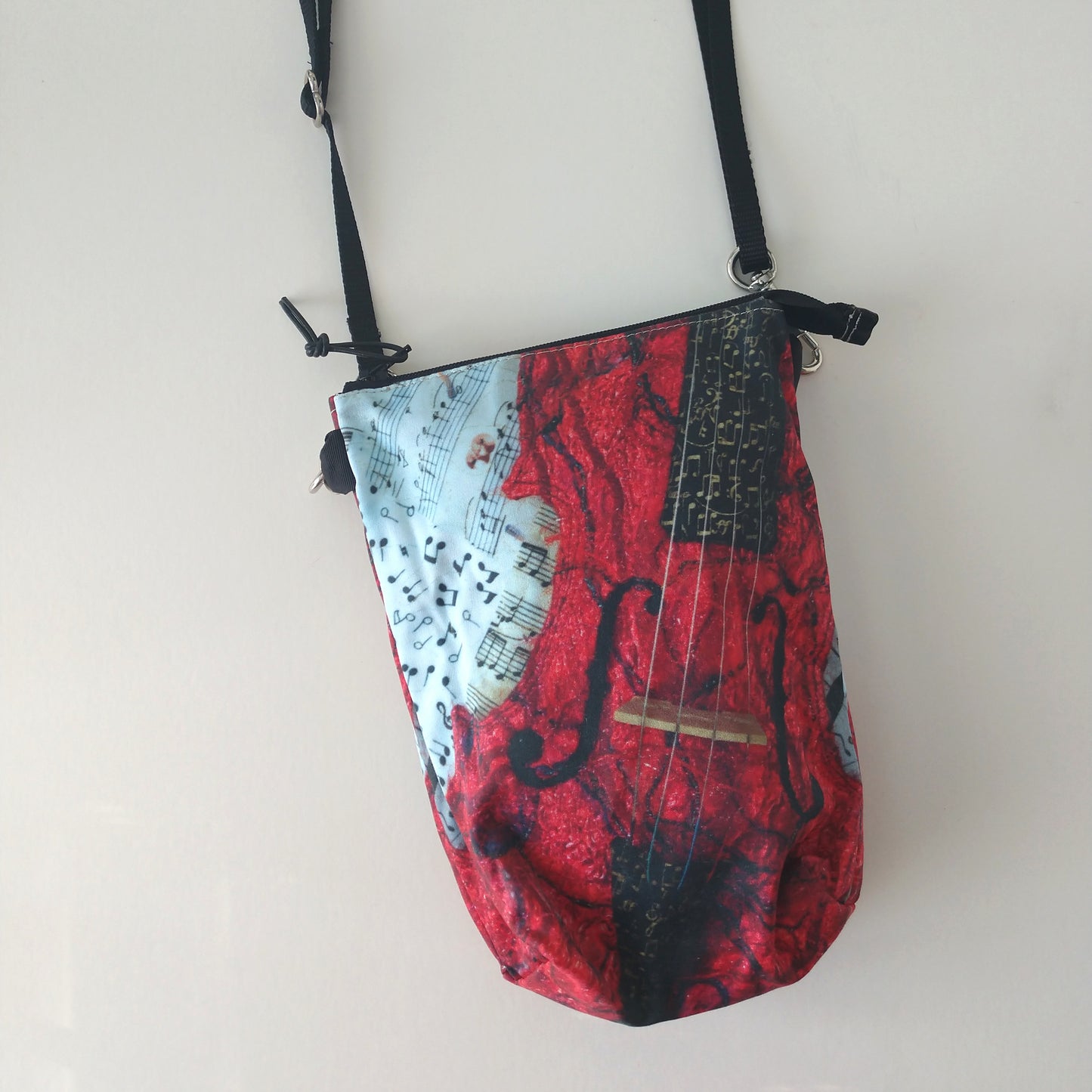Red Violin Travel-Ready Crossbody Bag